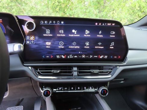 New 2025 Chevrolet Equinox EV RS w/ Convenience Package II image 5