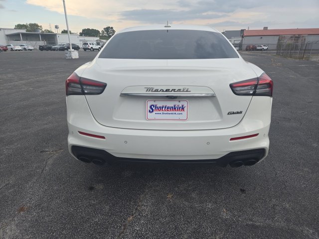Used 2023 Maserati Ghibli Modena RWD image 7