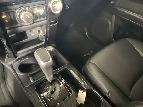 Used 2022 Toyota 4Runner TRD Off-Road Premium w/ Moonroof Package AWD/4WD image 26