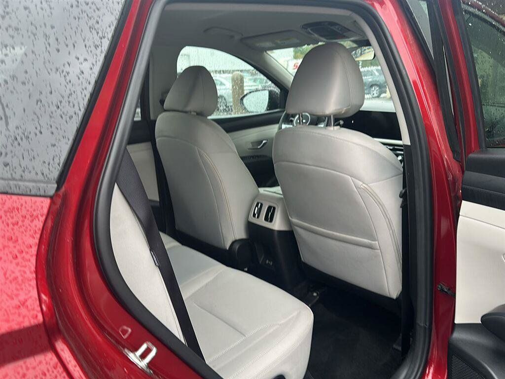 Certified 2025 Hyundai Tucson SEL AWD/4WD image 12