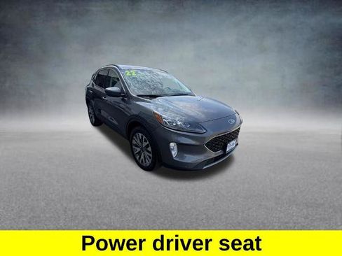 Certified 2022 Ford Escape Titanium AWD/4WD image 8