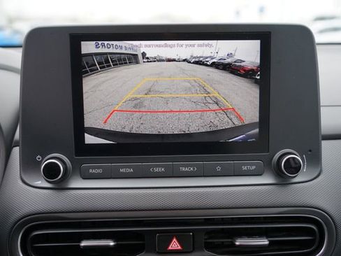 Used 2022 Hyundai Kona SEL AWD/4WD image 13