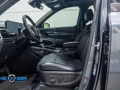 Used 2024 Kia Telluride SX Prestige X-Line image 11