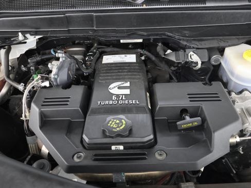 Used 2022 RAM 2500 Laramie w/ Night Edition AWD/4WD image 21