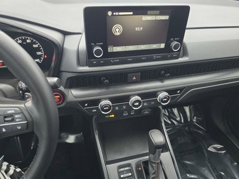 Certified 2025 Honda CR-V Sport image 30