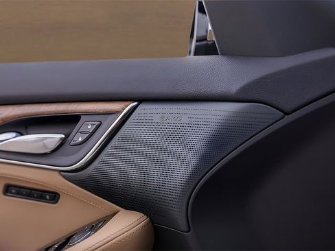 Certified 2025 Cadillac CT5 Premium Luxury image 17