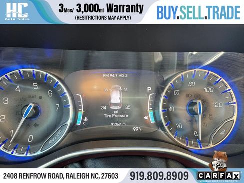 Used 2020 Chrysler Pacifica Limited FWD image 27