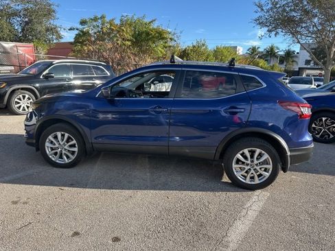 Used 2020 Nissan Rogue Sport SV image 10