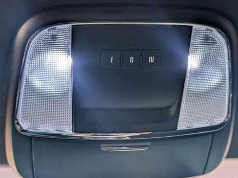 Used 2021 Dodge Charger R/T w/ Blacktop Package RWD image 19