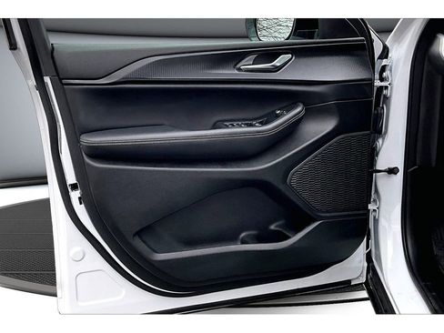 Certified 2024 Jeep Grand Cherokee L Laredo image 20