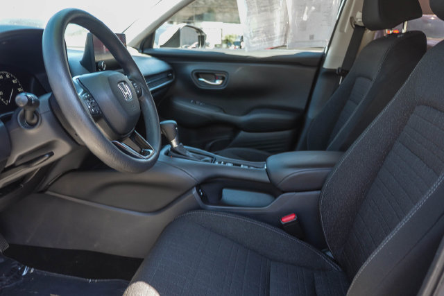 Used 2025 Honda HR-V LX image 18