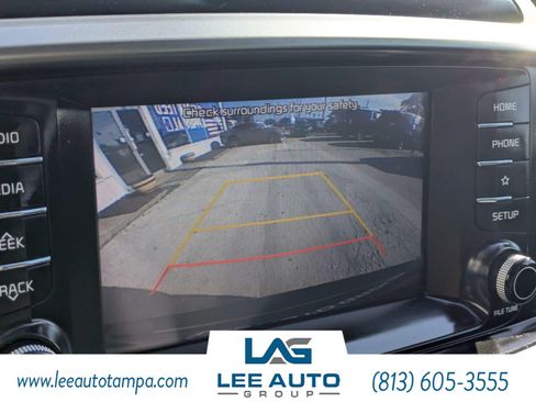 Used 2020 Kia Sorento LX FWD image 19
