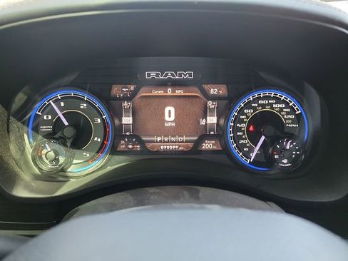Used 2022 RAM 2500 Limited AWD/4WD image 18