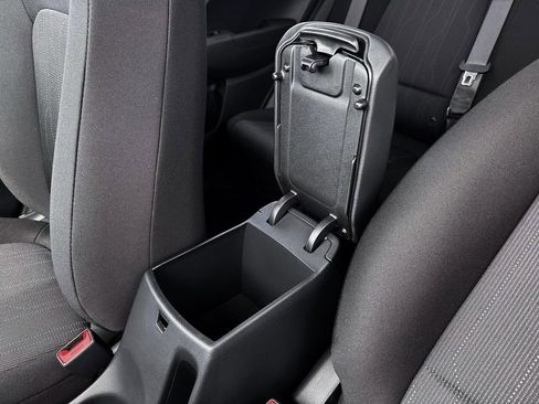 New 2026 Hyundai Venue SE image 19