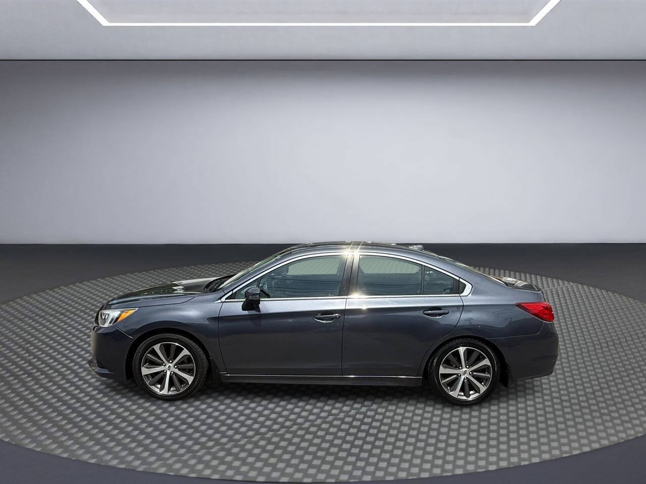Used 2016 Subaru Legacy 2.5i Limited AWD/4WD image 4