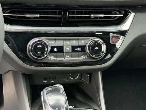 New 2026 Buick Envista Sport Touring w/ Studio Series image 11