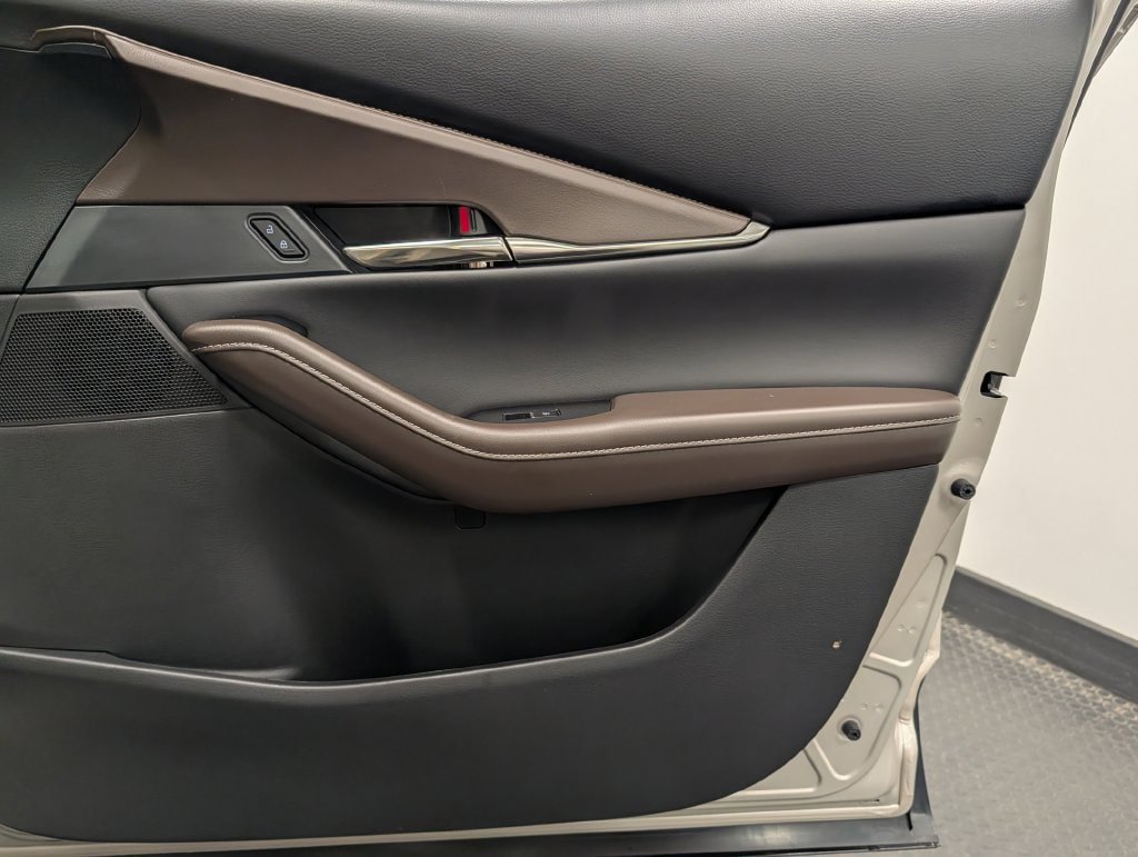 Certified 2023 MAZDA CX-30 AWD 2.5 S w/ Premium Package image 29