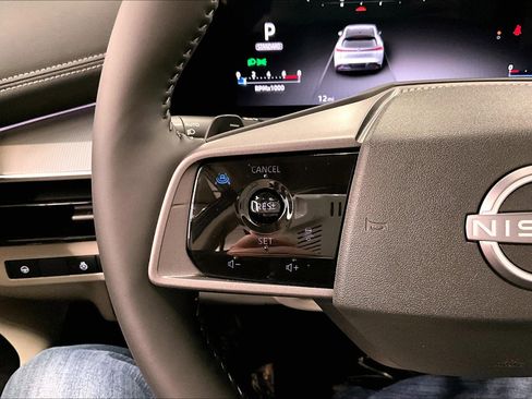 New 2025 Nissan Murano SL AWD/4WD image 23