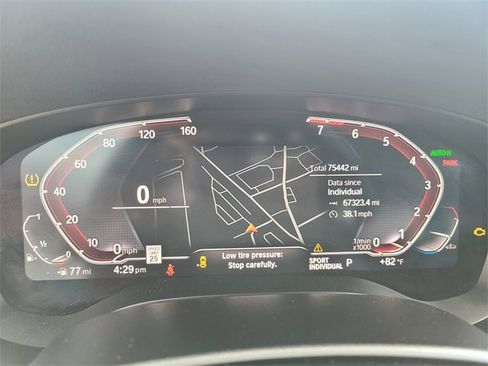 Used 2022 BMW 540i w/ Luxury Seating Package image 27