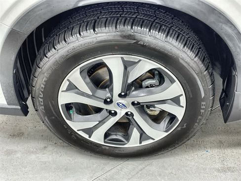 Used 2020 Subaru Outback Limited w/ Popular Package #2 image 10