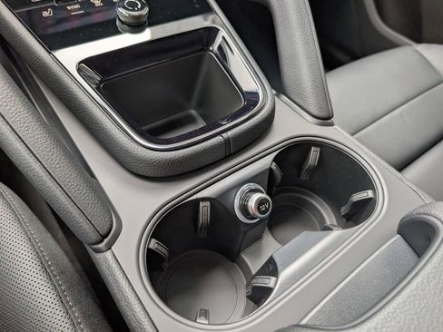 New 2026 Porsche Cayenne AWD/4WD image 19