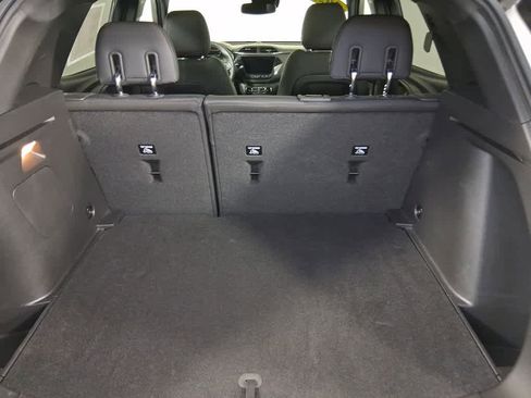 Used 2023 Chevrolet TrailBlazer RS w/ Sun and Liftgate Package image 22