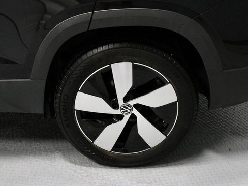 Used 2023 Volkswagen Taos S w/ Driver Assistance Package AWD/4WD image 18