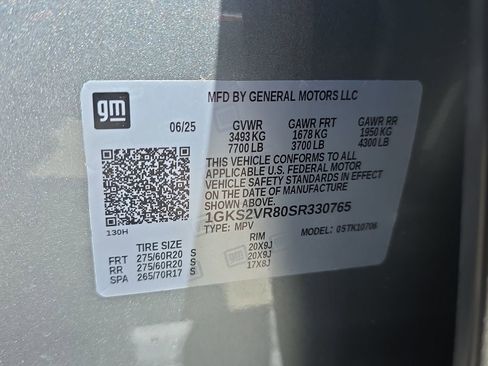 Used 2025 GMC Yukon AT4 Ultimate w/ LPO, Floor Liner Package AWD/4WD image 21