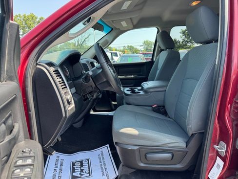 Used 2014 RAM 1500 ST w/ SXT Appearance Group AWD/4WD image 15