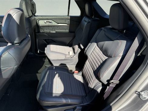 New 2026 Ford Explorer ST-Line AWD/4WD image 10