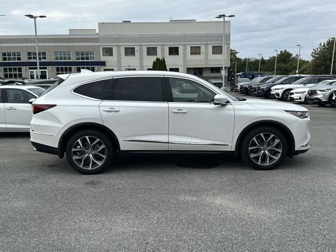 Certified 2023 Acura MDX FWD w/ Technology Package image 2