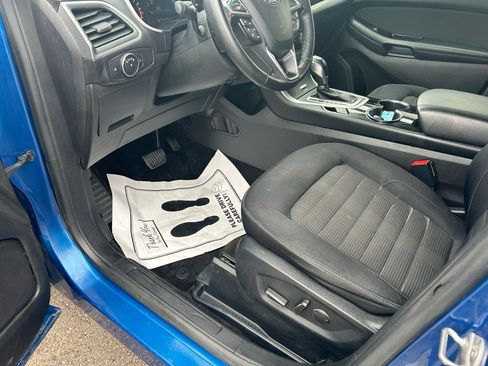 Used 2018 Ford Edge SEL AWD/4WD image 10