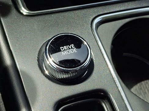 Used 2024 Lincoln Corsair Reserve w/ Equipment Group 201A image 25