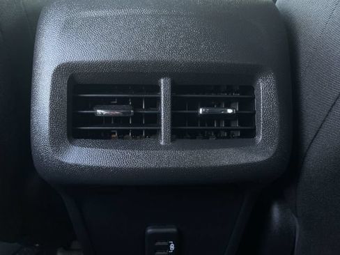 Used 2023 Chevrolet Equinox LT AWD/4WD image 21