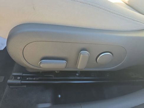 Used 2025 Hyundai Kona SEL image 20