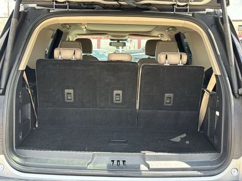 Used 2024 Ford Expedition Limited RWD image 35