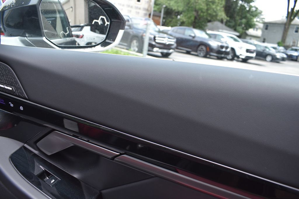 Used 2026 BMW 530i RWD image 21