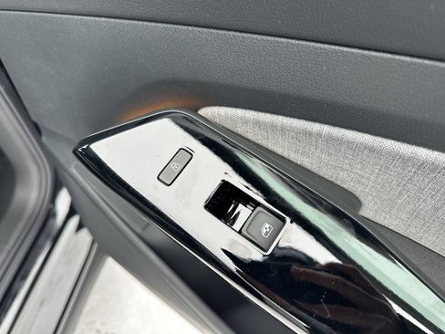 New 2026 Volkswagen ID.4 Pro AWD/4WD image 31