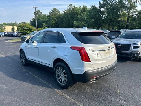 Used 2017 Cadillac XT5 Luxury w/ Driver Awareness Package FWD image 5