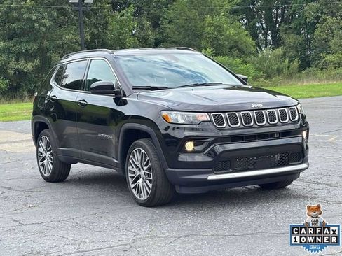 Used 2023 Jeep Compass Limited w/ Elite Group AWD/4WD image 1