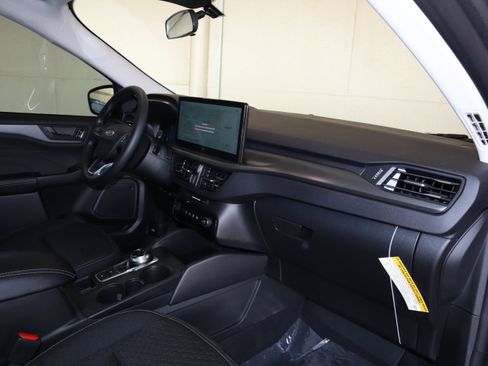 New 2026 Ford Escape Active w/ Tech Pack #1 FWD image 38