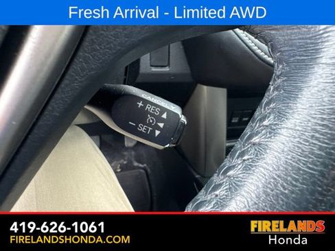 Used 2015 Toyota RAV4 Limited w/ Technology Package AWD/4WD image 23
