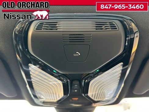 Used 2023 BMW 330e xDrive w/ M Sport Package image 21