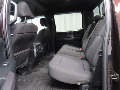 Used 2019 Ford F150 XLT w/ Equipment Group 302A Luxury image 10