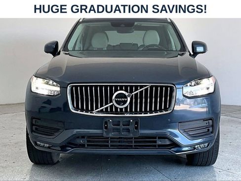 Used 2021 Volvo XC90 T6 Momentum w/ Advanced Package AWD/4WD image 3