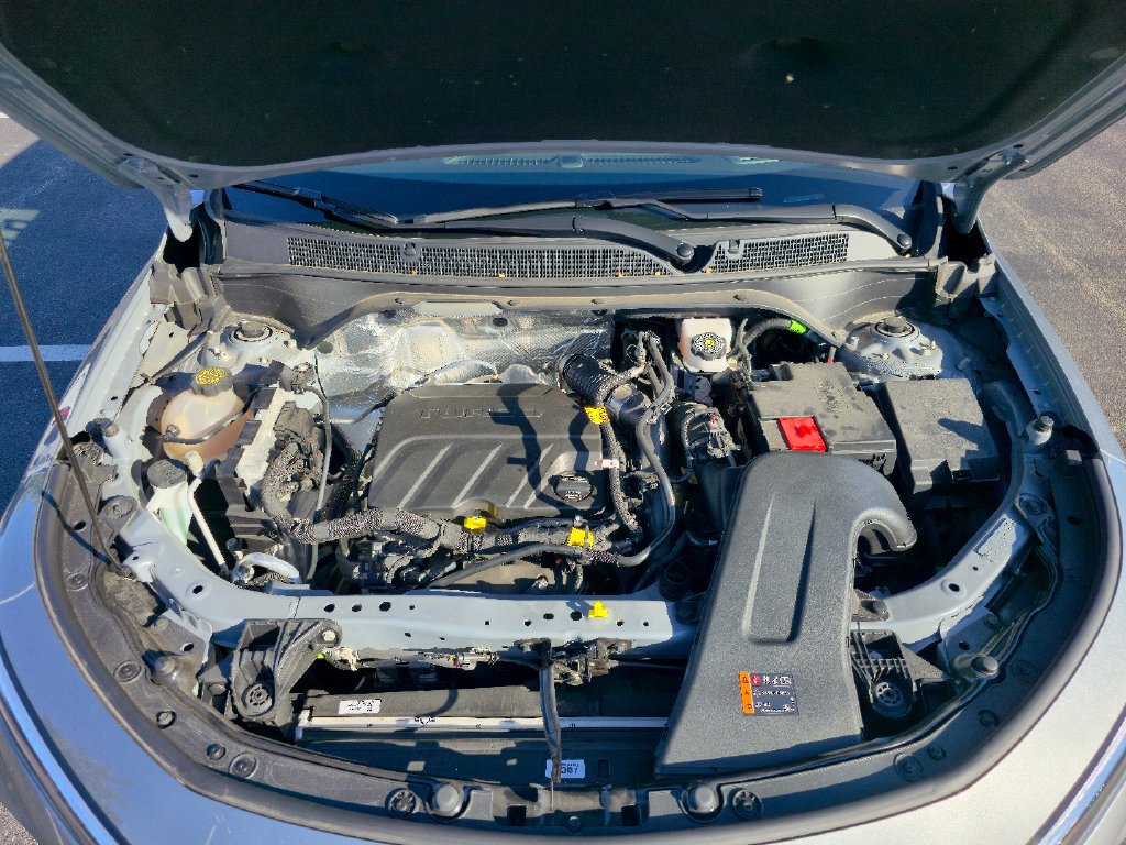 Used 2025 Buick Envista Sport Touring w/ Convenience I Package FWD image 30