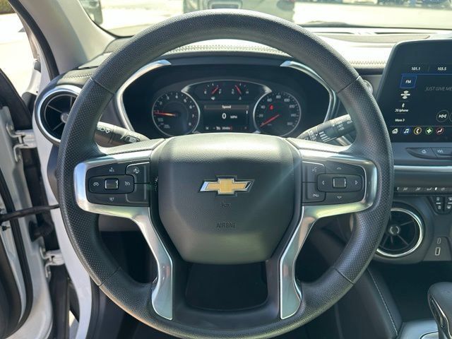 Certified 2025 Chevrolet Blazer LT AWD/4WD image 18