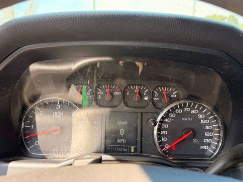 Used 2018 Chevrolet Silverado 1500 W/T w/ Trailering Package image 12