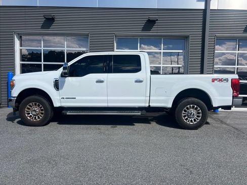 Used 2022 Ford F250 XLT w/ XLT Premium Package AWD/4WD image 2
