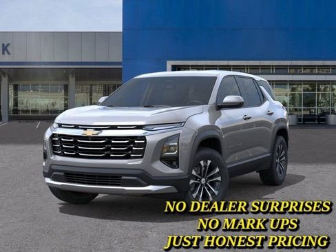 New 2026 Chevrolet Equinox LT w/ Safety and Technology Package FWD image 6